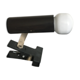 Pinced desk lamp