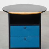 Vintage design (bedside) table by Umberto Asnago for Giorgetti on wheels