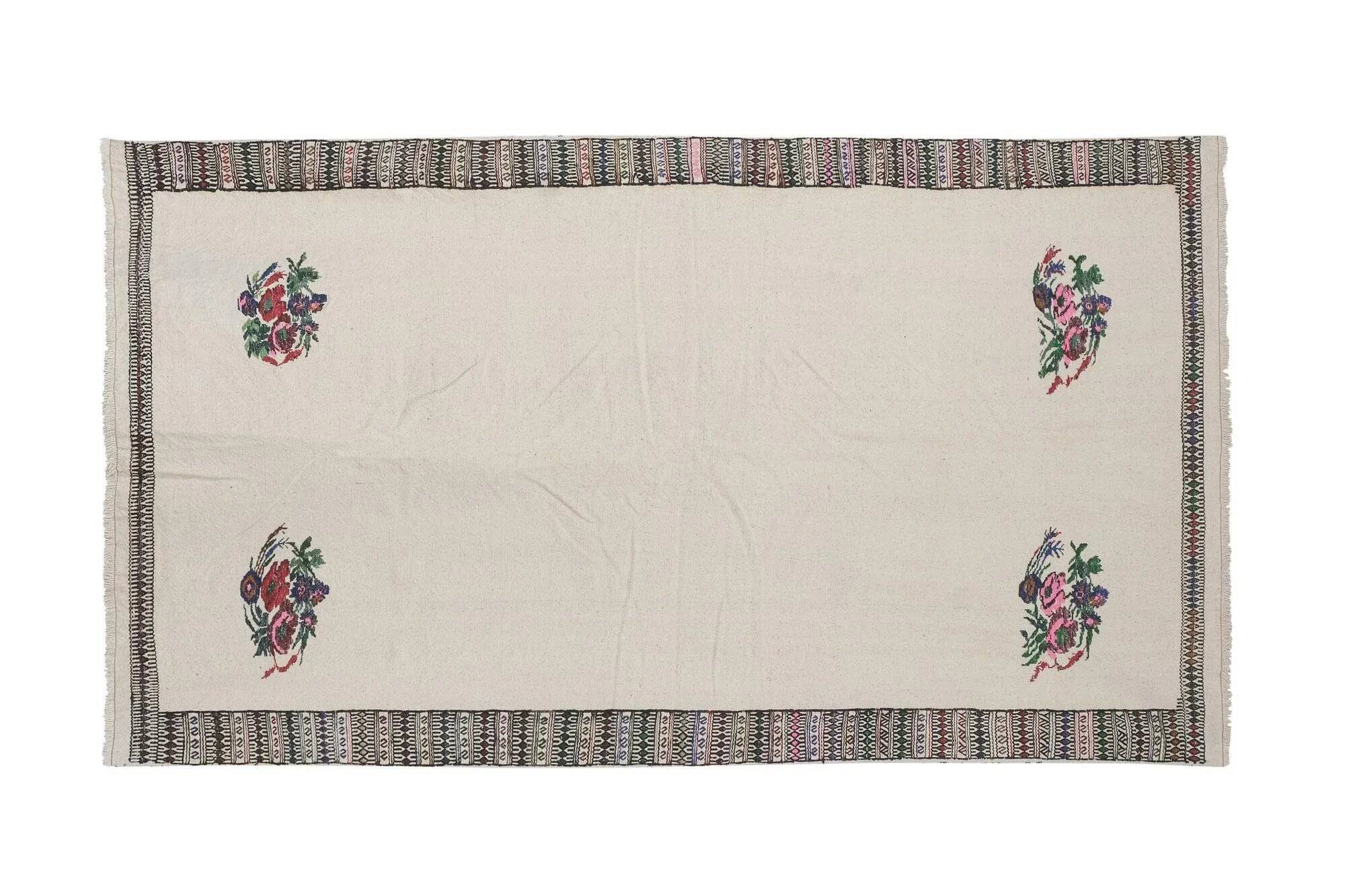 Vintage Turkish kilim, handwoven, 140x237 cm.