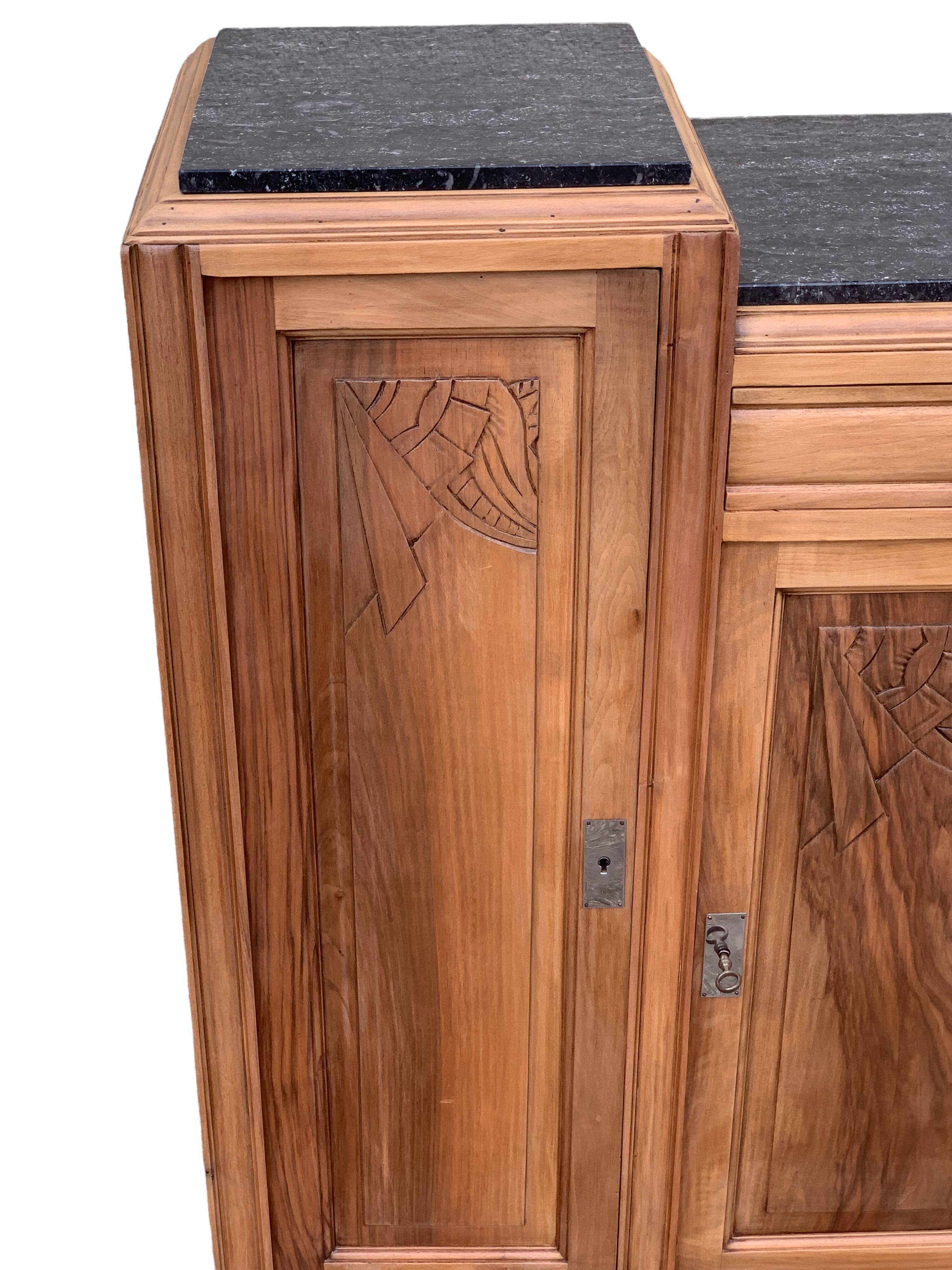 Parisian art deco buffet walnut brut massive 1920