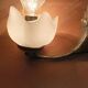 Applique lampe tulipe rose pâte de verre base fonte métal patiné