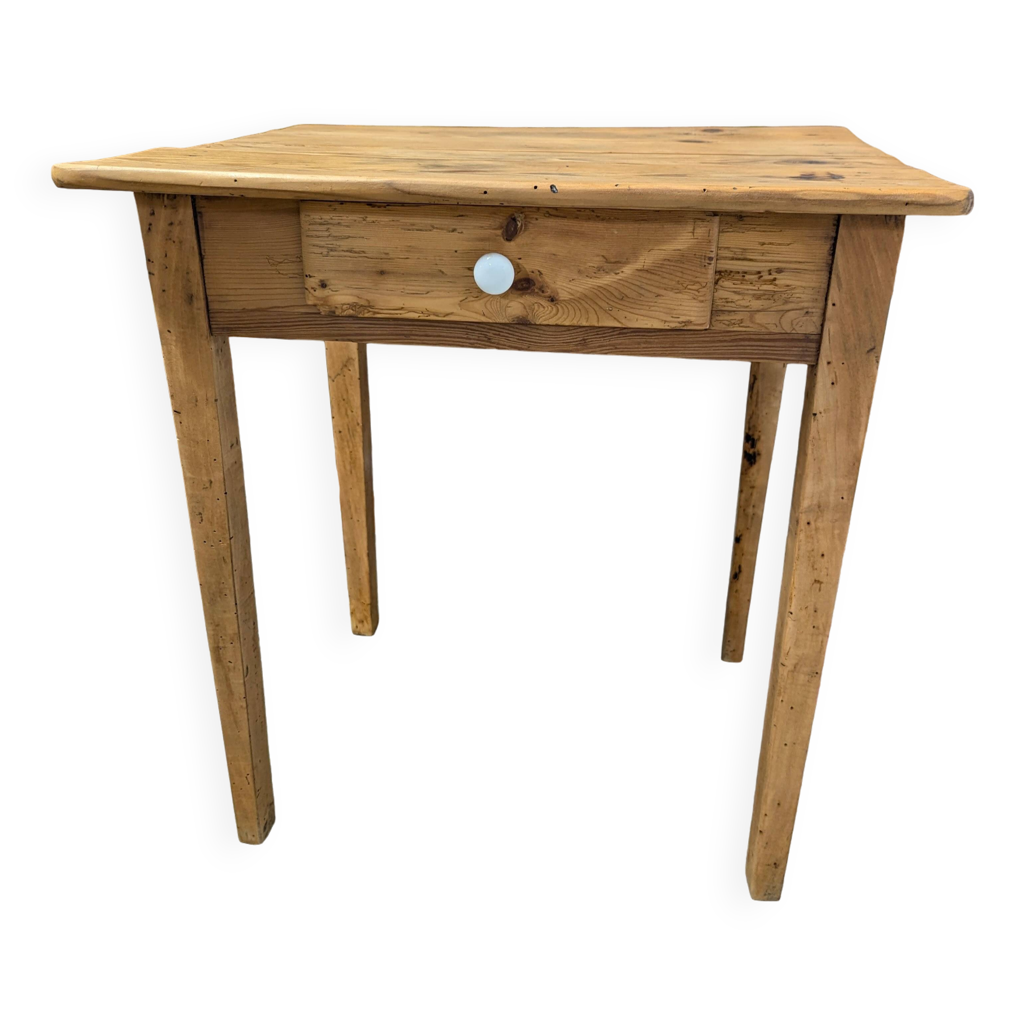 Petite table de ferme