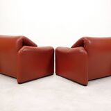 2 Cassina Maralunga fauteuils with ottoman