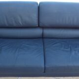 3-seater non-convertible sofa upholstered in navy blue leather – Very good condition