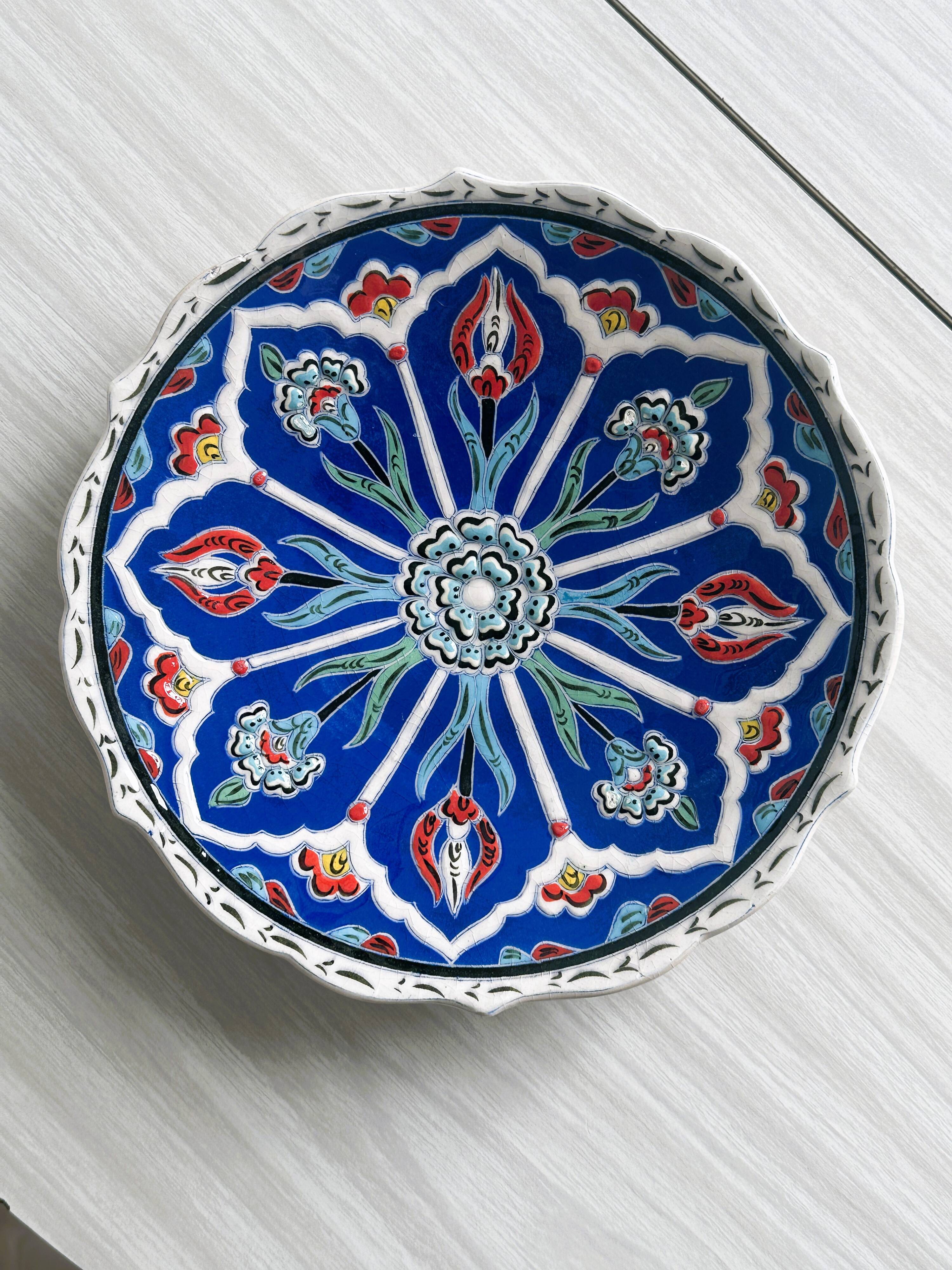Assiette turque ancienne décor peint à la main.