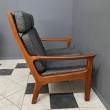 Teak 2 seat sofa by Juul Kristensen for Glostrup Denmark