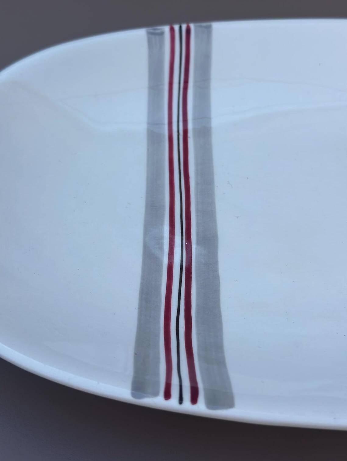 Large Vintage Gien France Plate – "Naples" Model – White Earthenware with Stripes