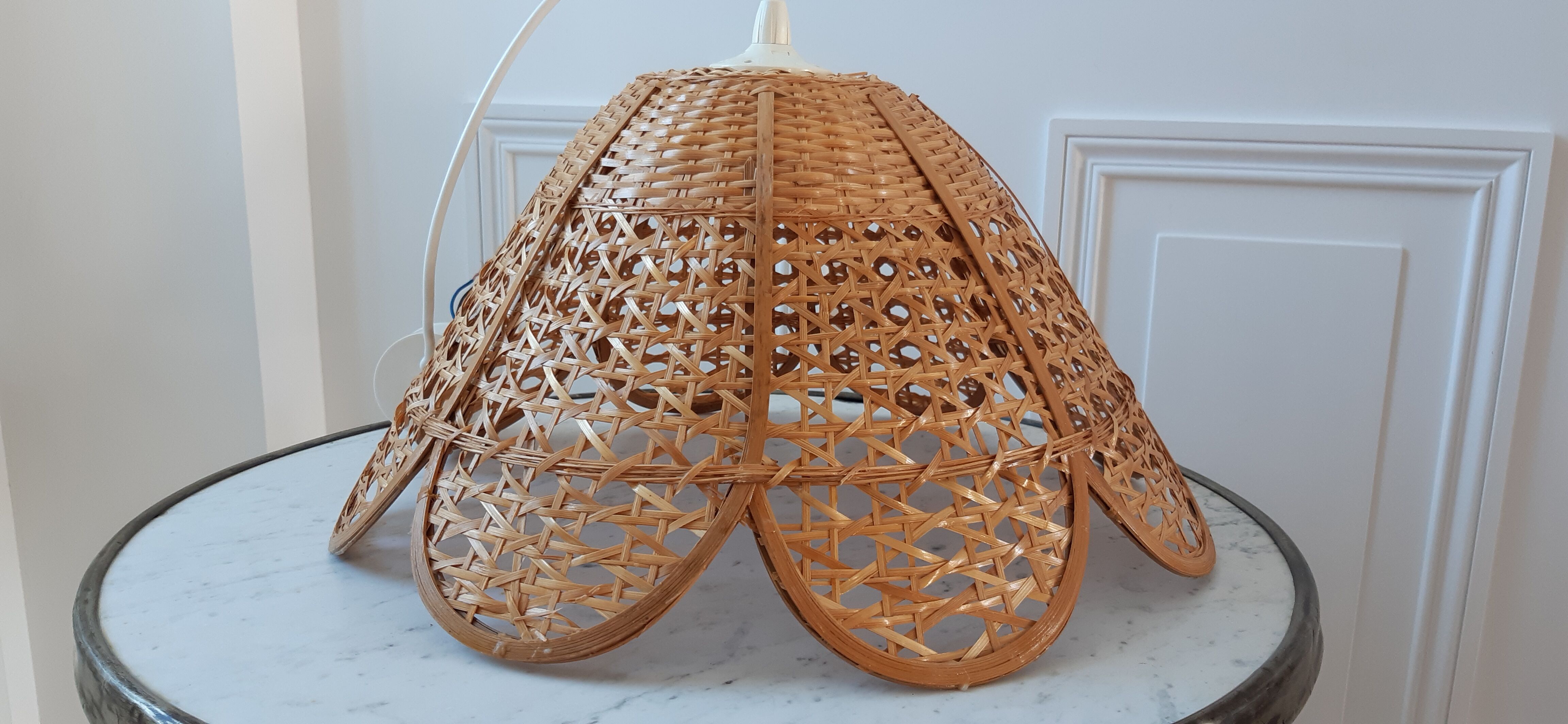 Wicker suspension / rattan flowers petal 70s