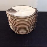 14 oyster plates