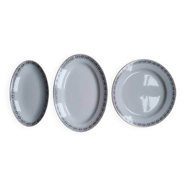 3 plats de service anciens