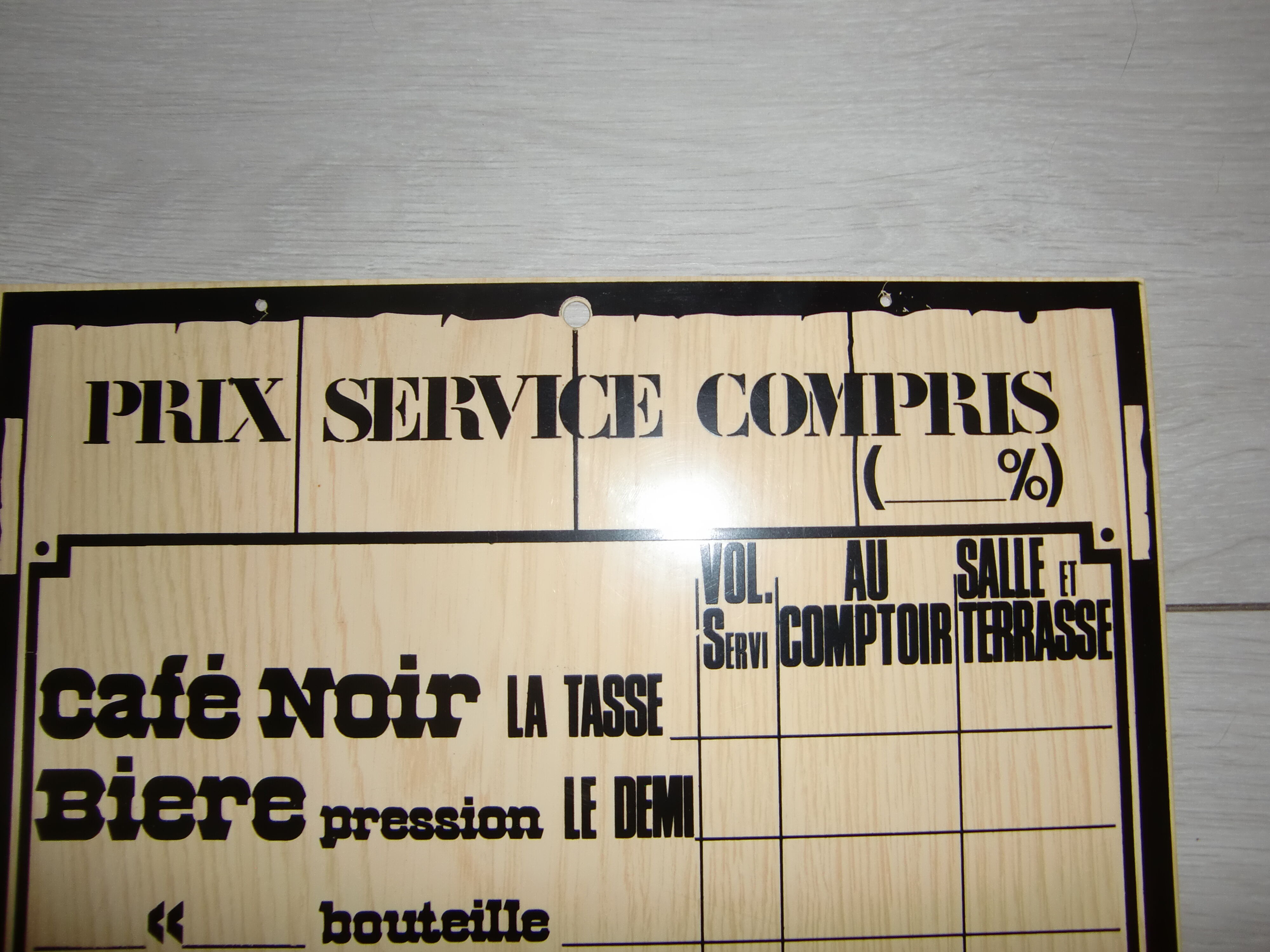 Decorative plaque "Price service included"