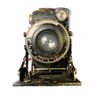 Old bellows camera