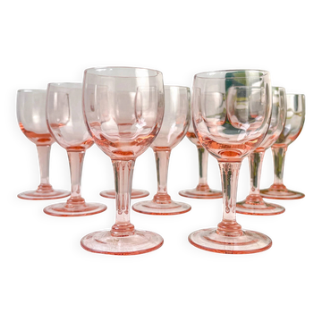 9 vintage white wine glasses in faceted pink glass – 1950s