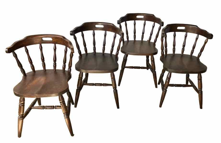 Set de 4 chaises montagnardes en chêne