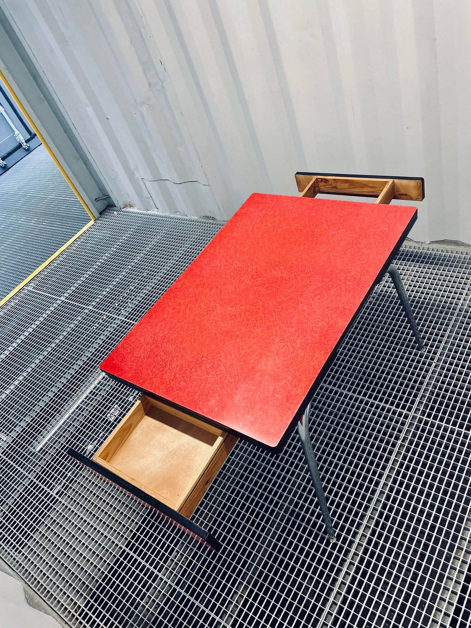 Vintage red formica table from the 60s with extensions