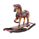 Cheval à bascule en bois