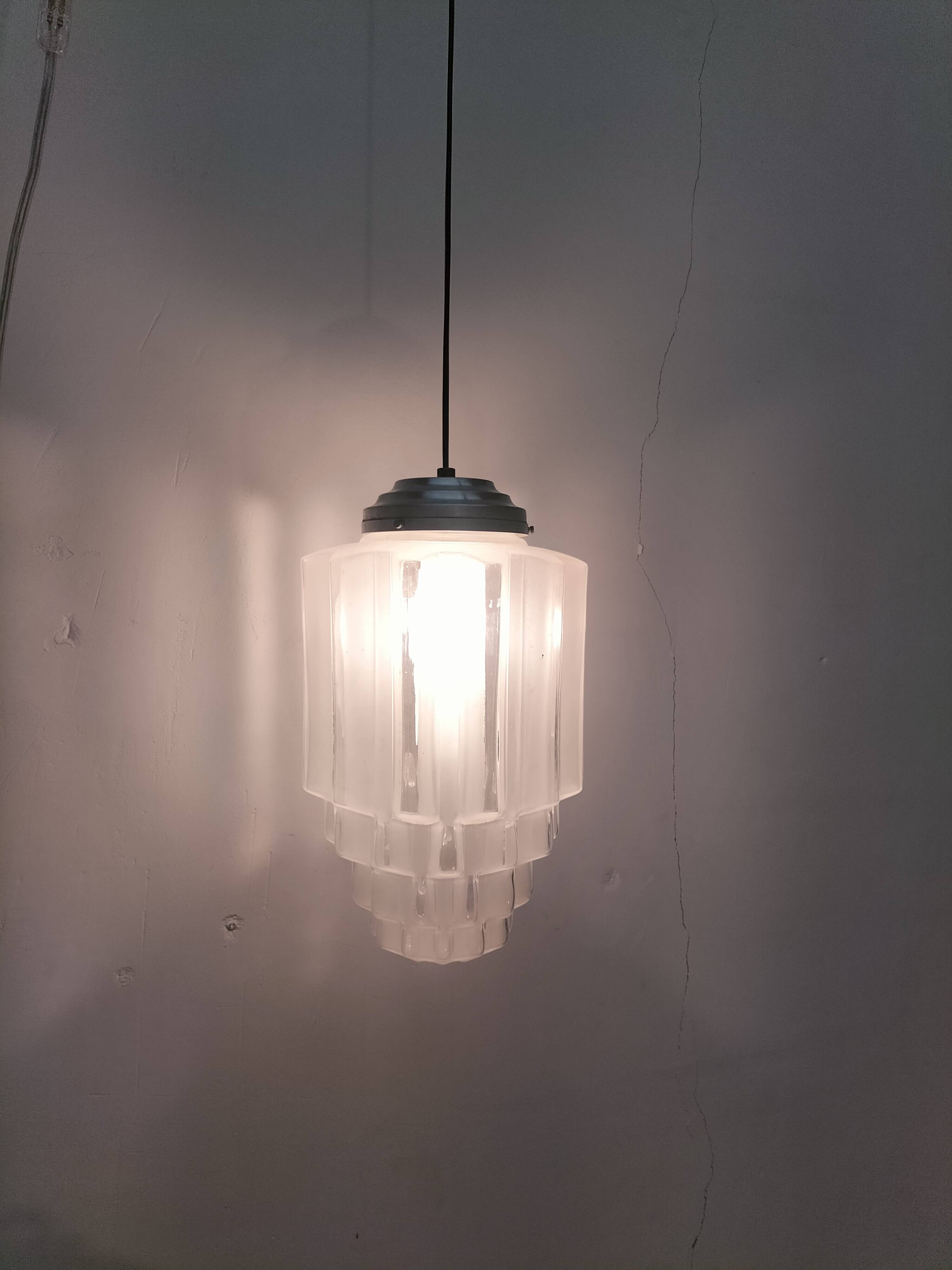 Art deco skycraper pendant lights