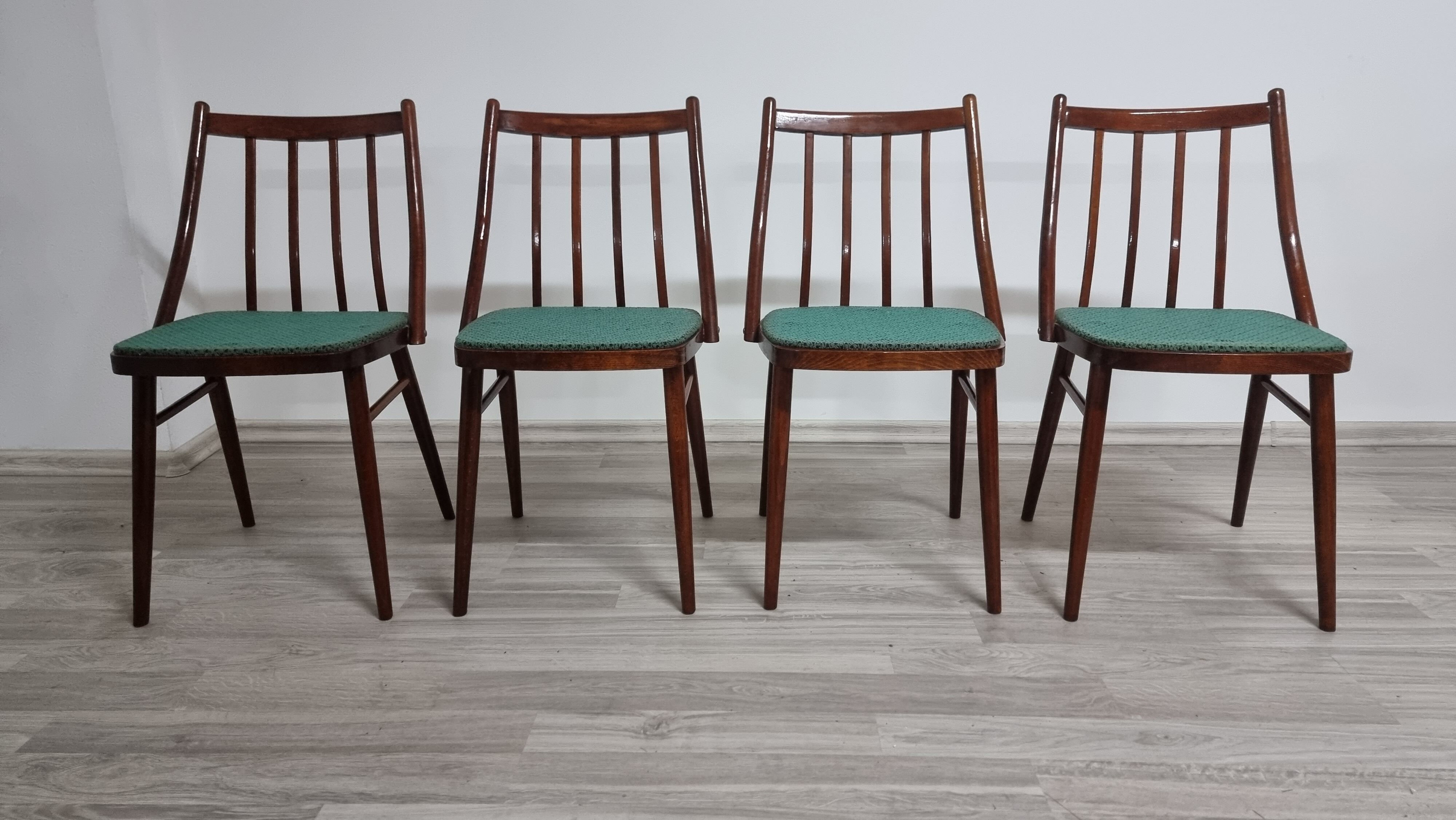 Chairs by Antonín Šuman for Ton, Set of 4
