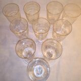 10 wine glasses