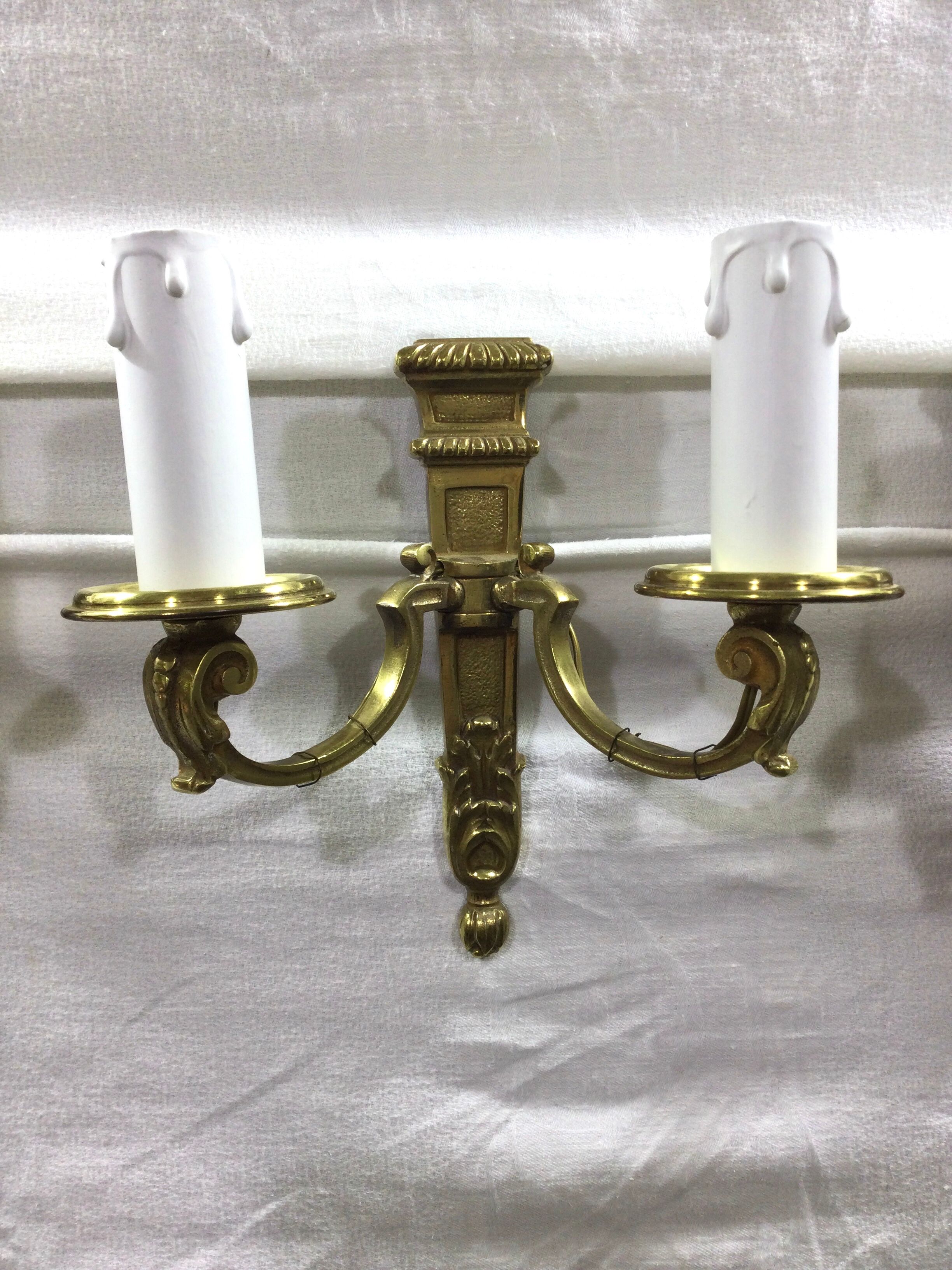 Set of 3 bronze wall lamps Louis XVI style
