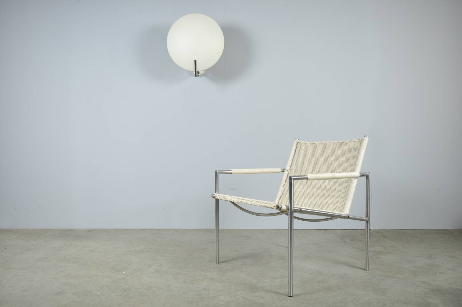 STILNOVO / rare wall- or ceiling lamp model 232 / Bruno Gatta / Italy 1960s