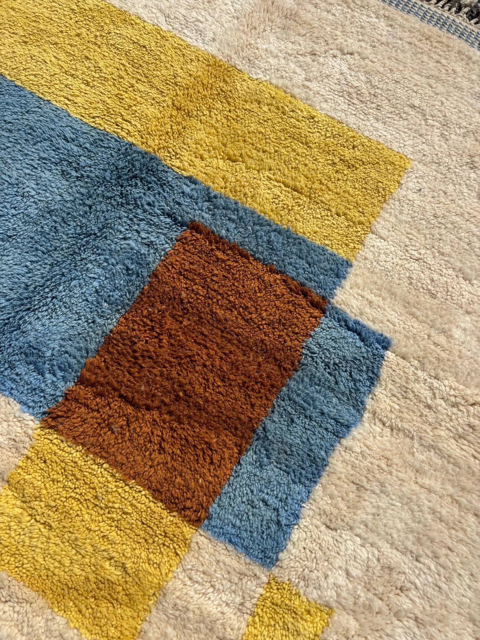 M’rirt Berber wool rug – 200 x 300 cm – Modern geometric design