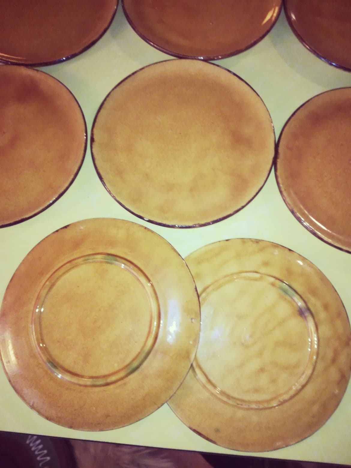 Batch of 8 ceramic dessert plates