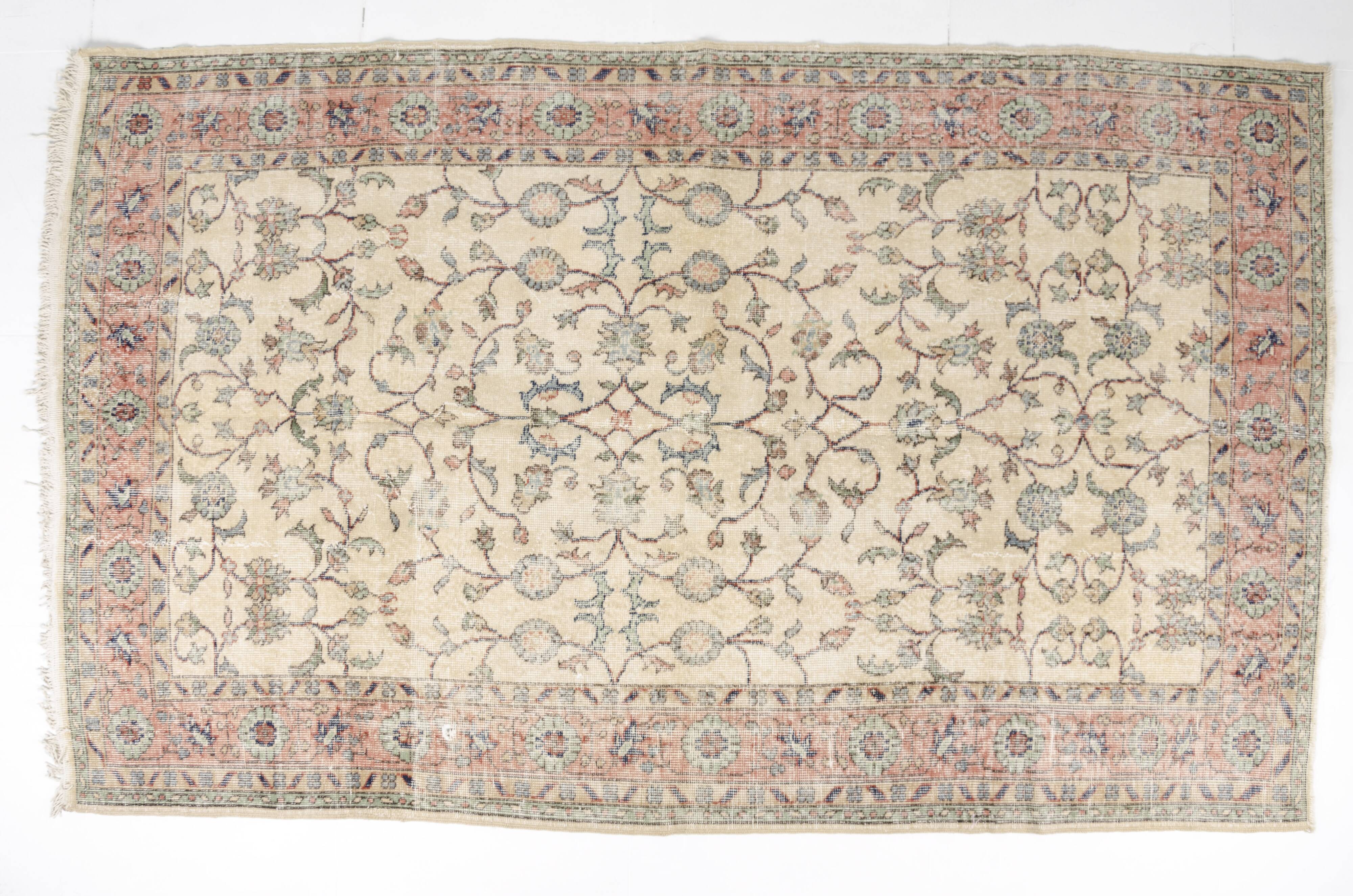 Tapis vintage kurde anatolien skuv1018