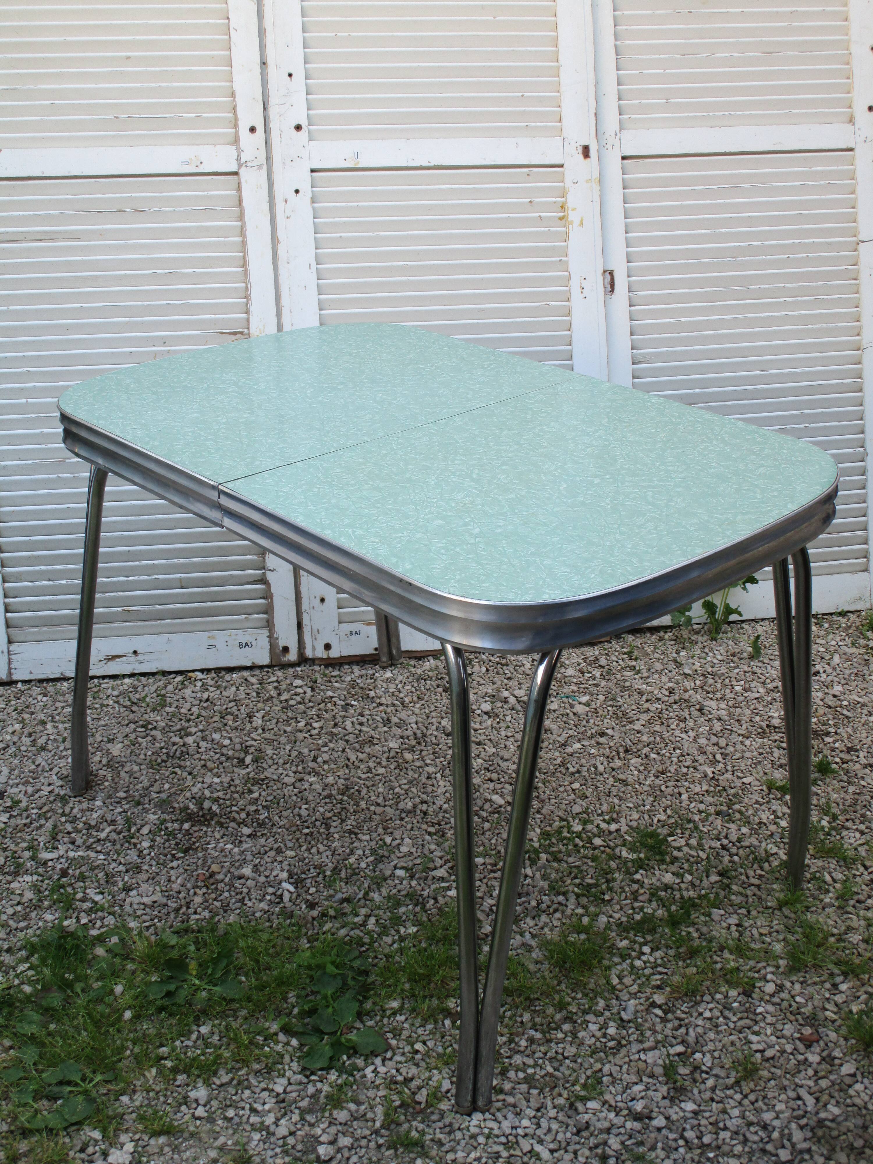 Formica table