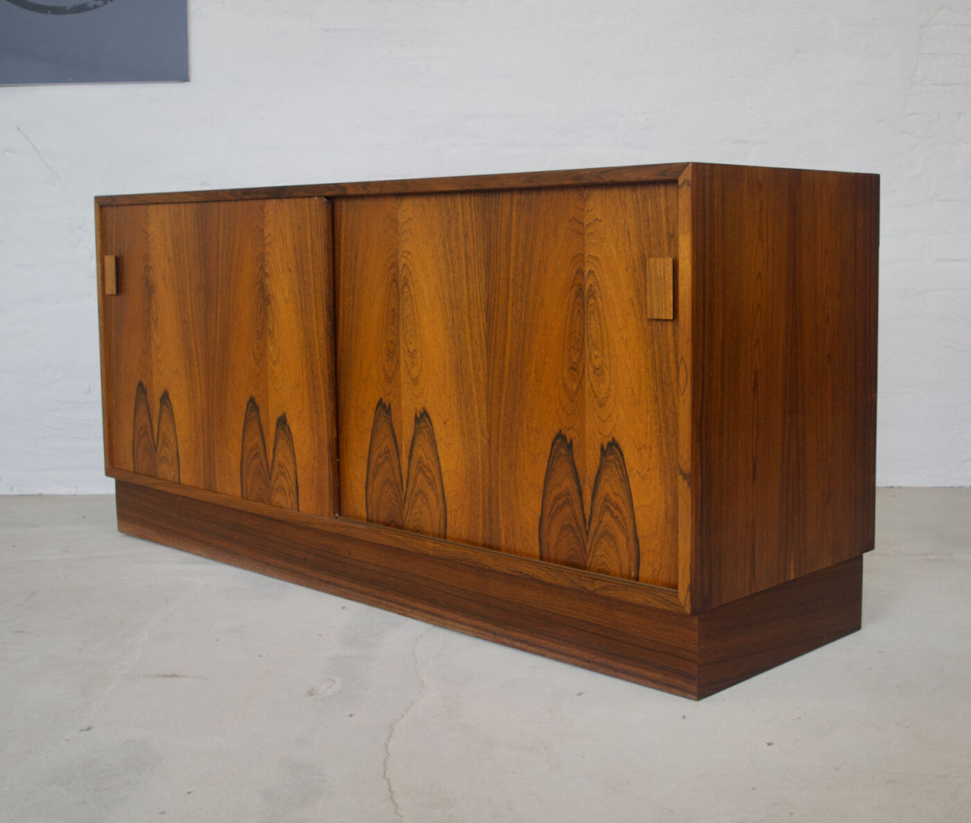 Buffet en palissandre par Dammand & Rasmussen Par Viby Møbelfabrik, Danemark