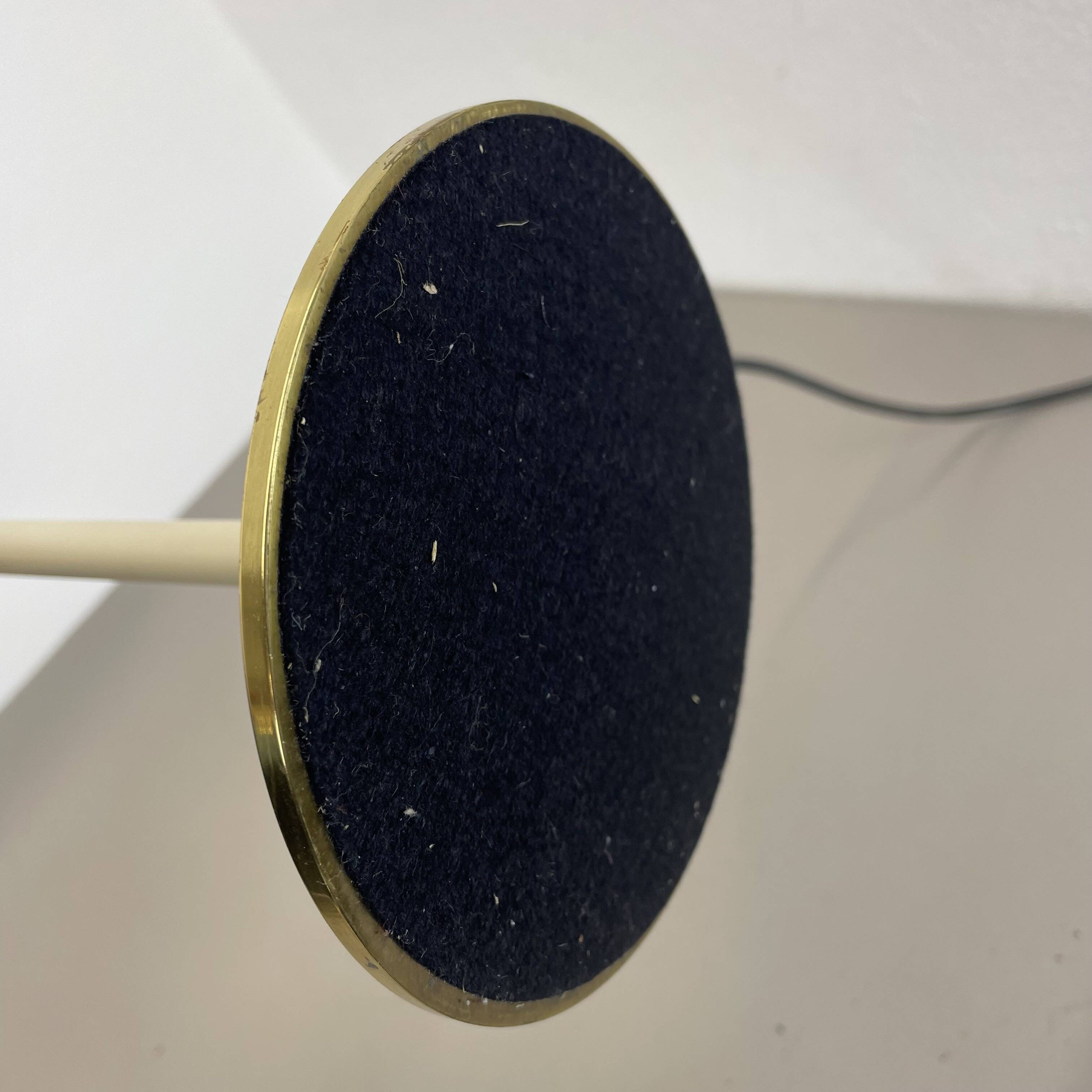 Grande lampe de table moderniste originale en laiton de 72 cm par ANTA Leuchten, Allemagne,