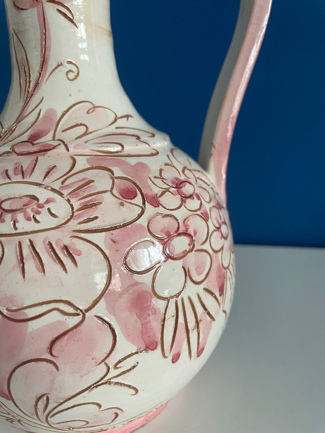 Italian pink and white pitcher vase