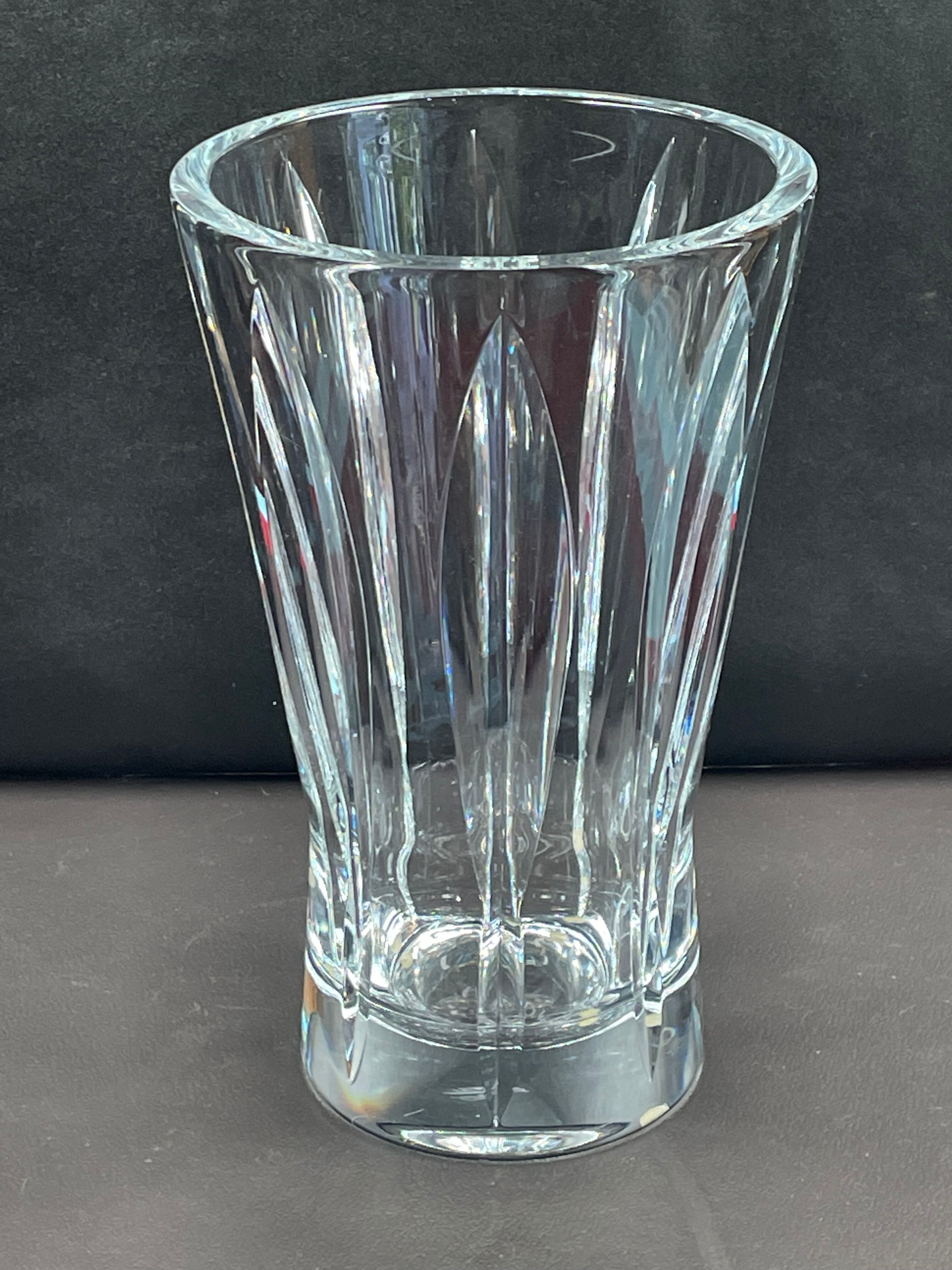 Vase in Sèvres crystal signed