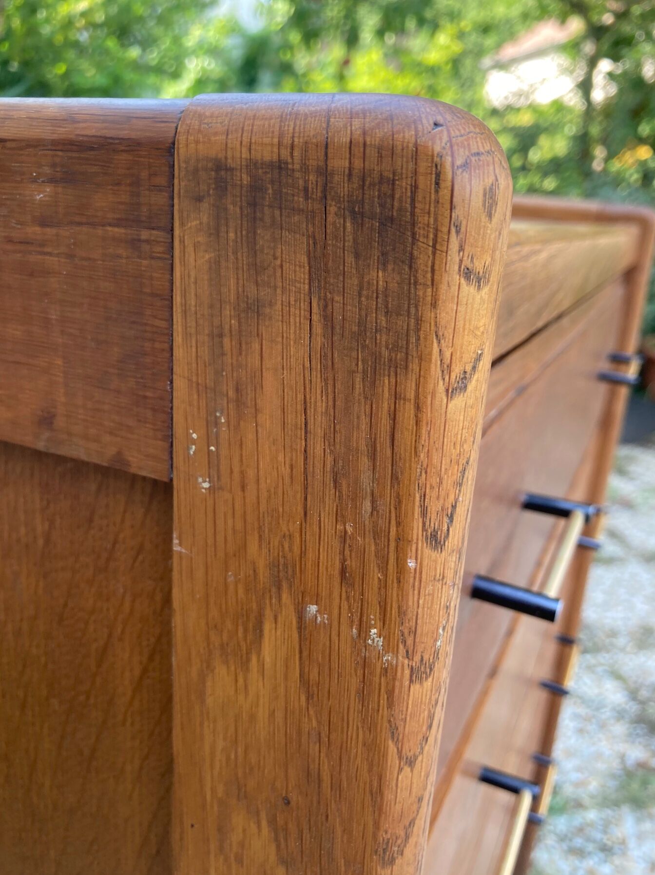 Vintage dresser compass feet