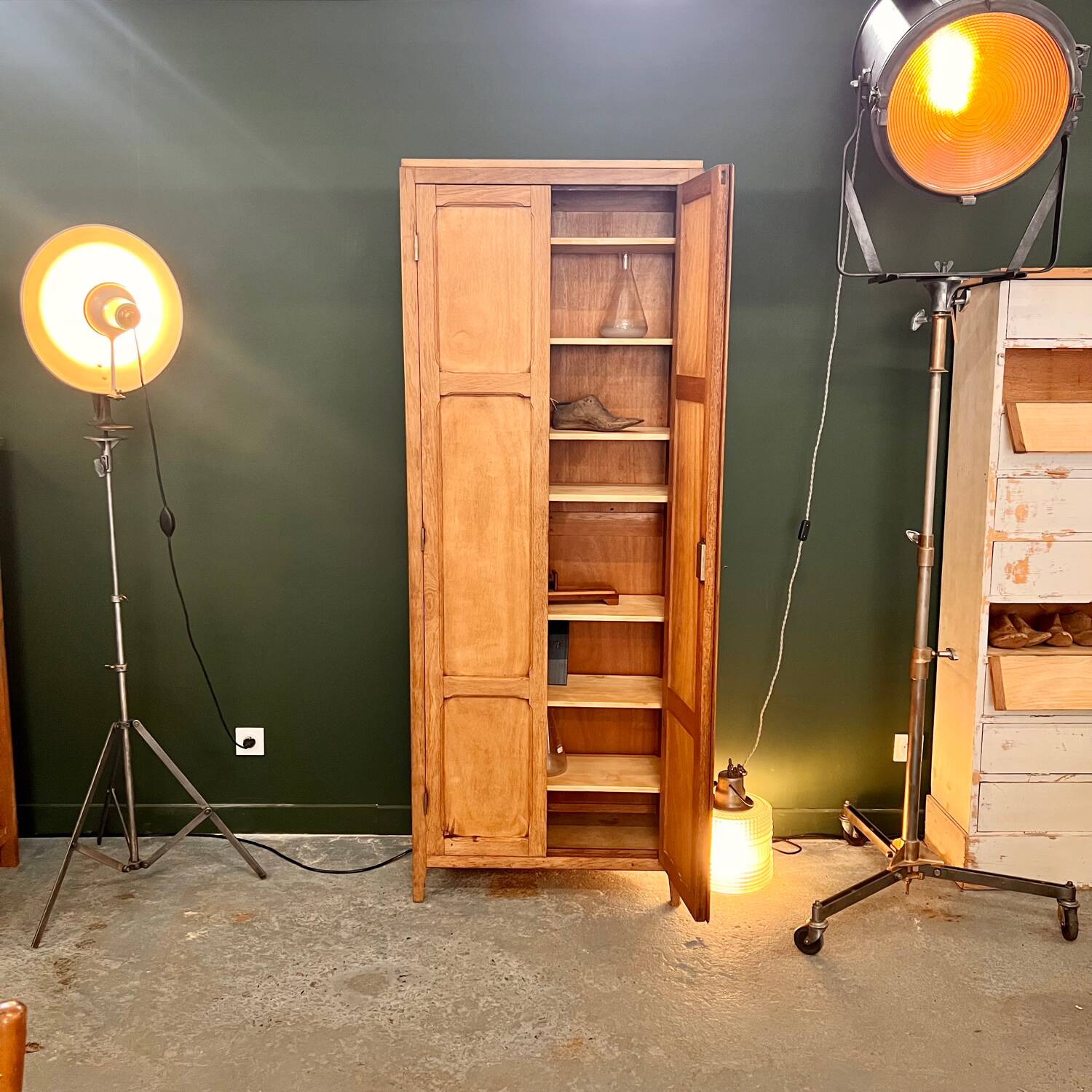 Armoire parisienne haute chene brut