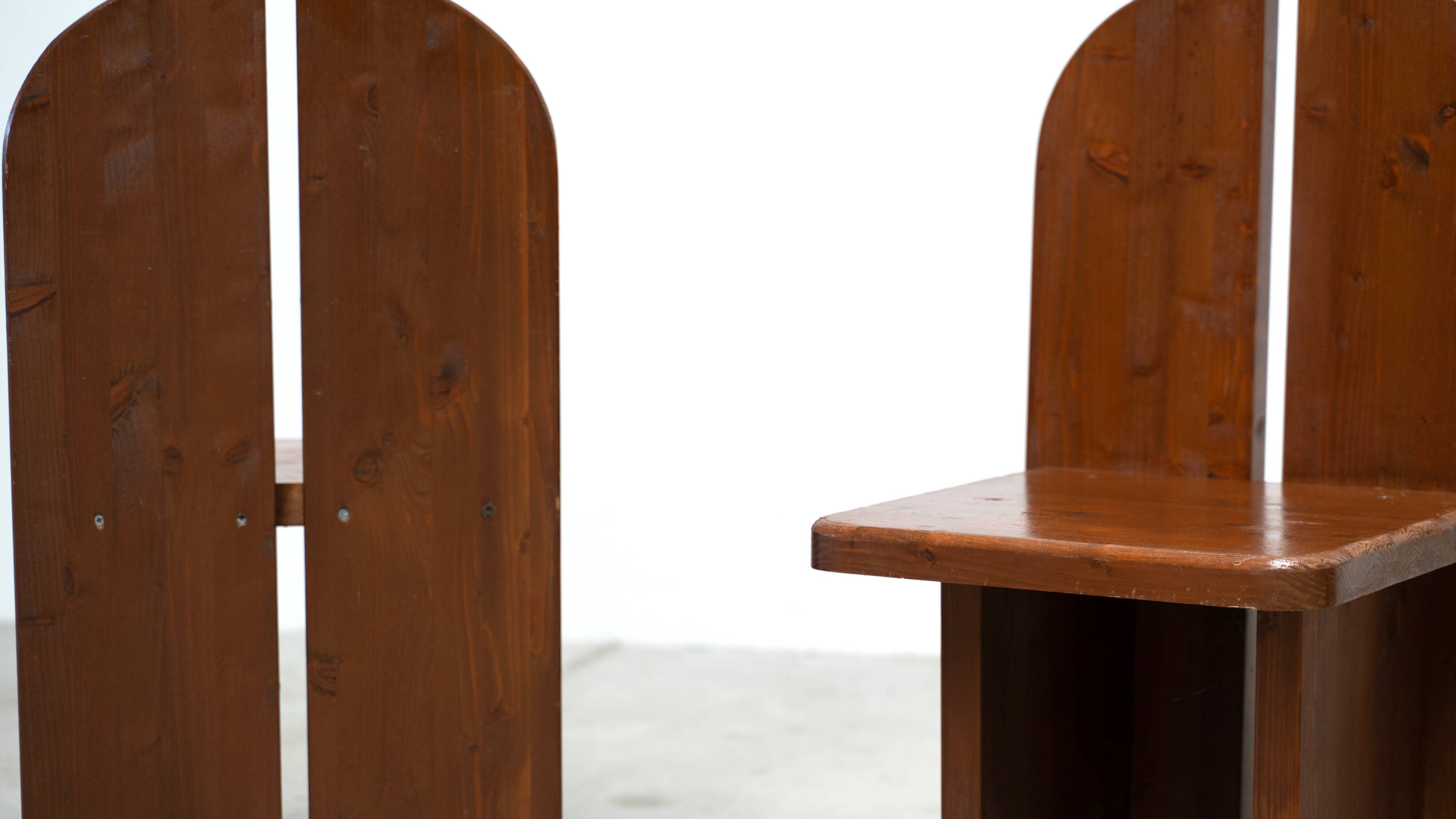 Ensemble de deux chaises de salle à manger sculpturales