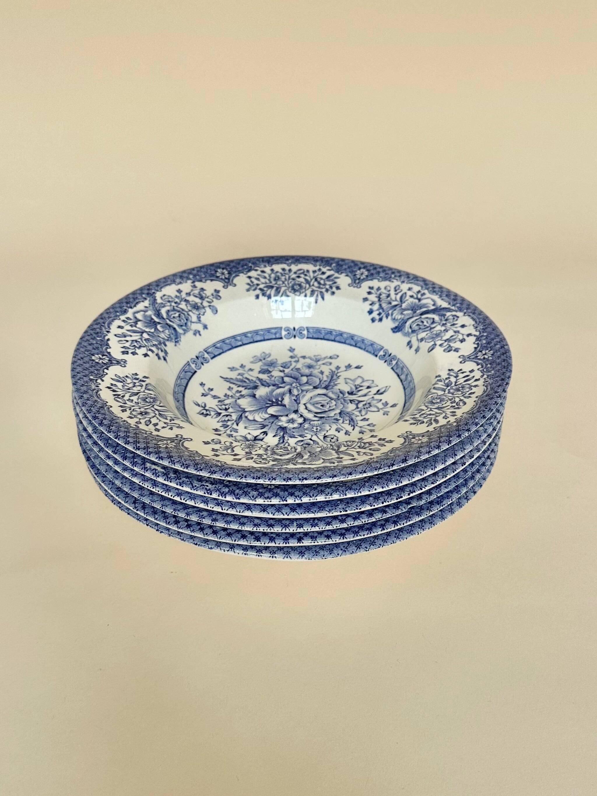 Set of six English deep plates, made of ironstone ceramic, floral patterns.