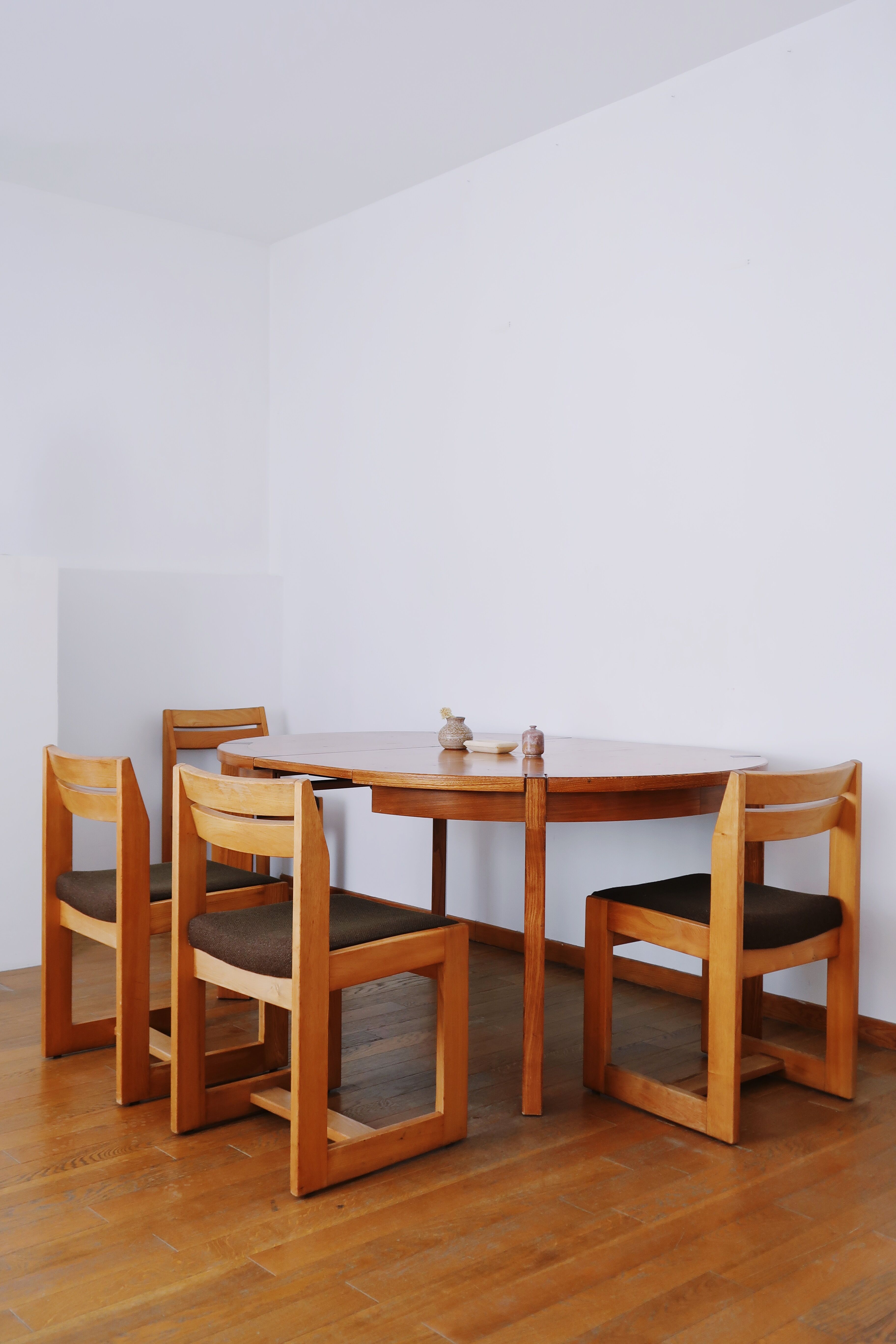 4 chairs sleigh Maison Regain