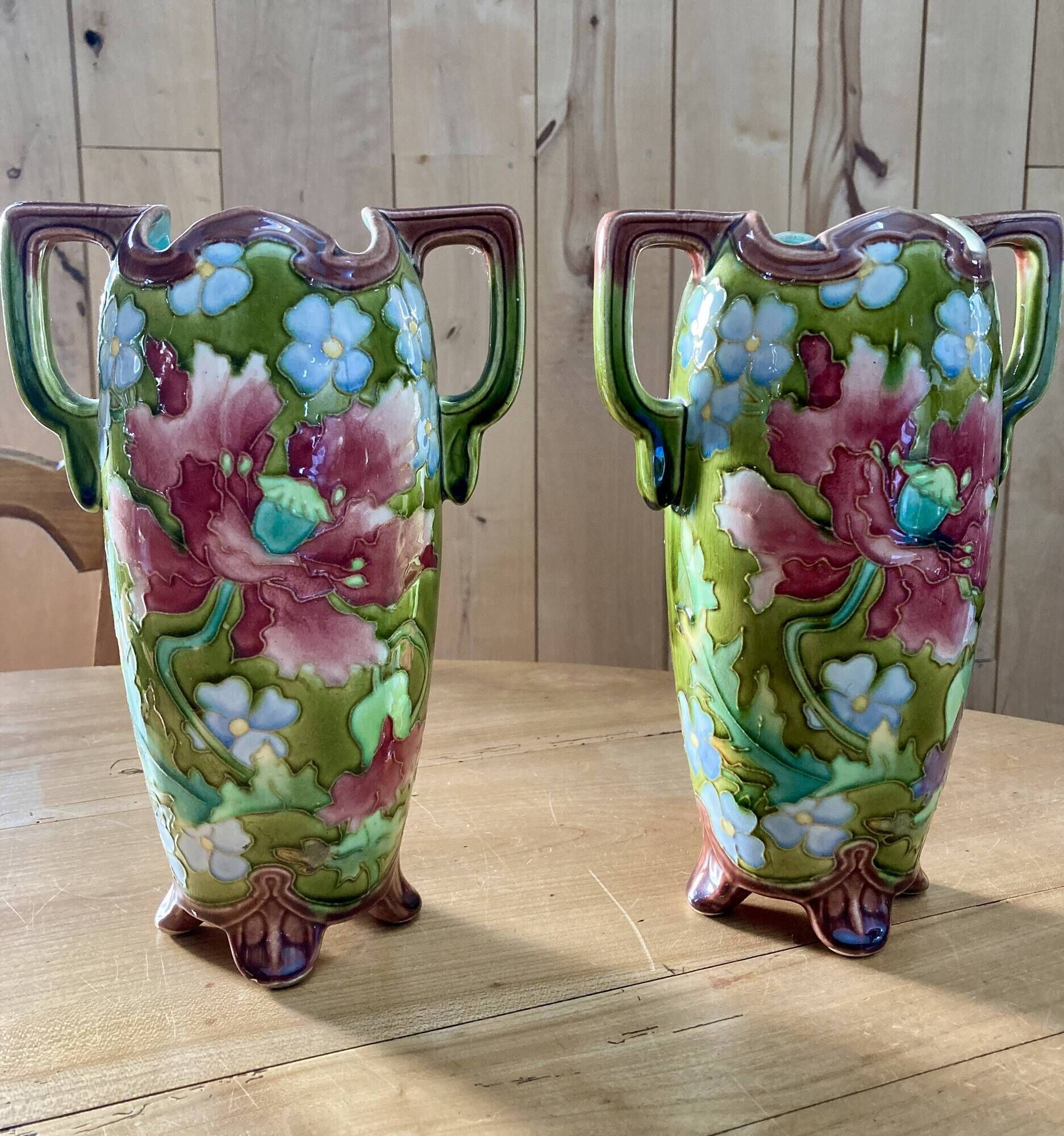 Pair of Art Nouveau Teplitz vases, circa 1900 - Relief earthenware - Amphora style RStK