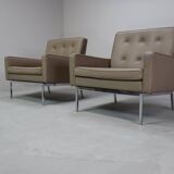 Florence Knoll lounge chairs model 65a for Knoll International.