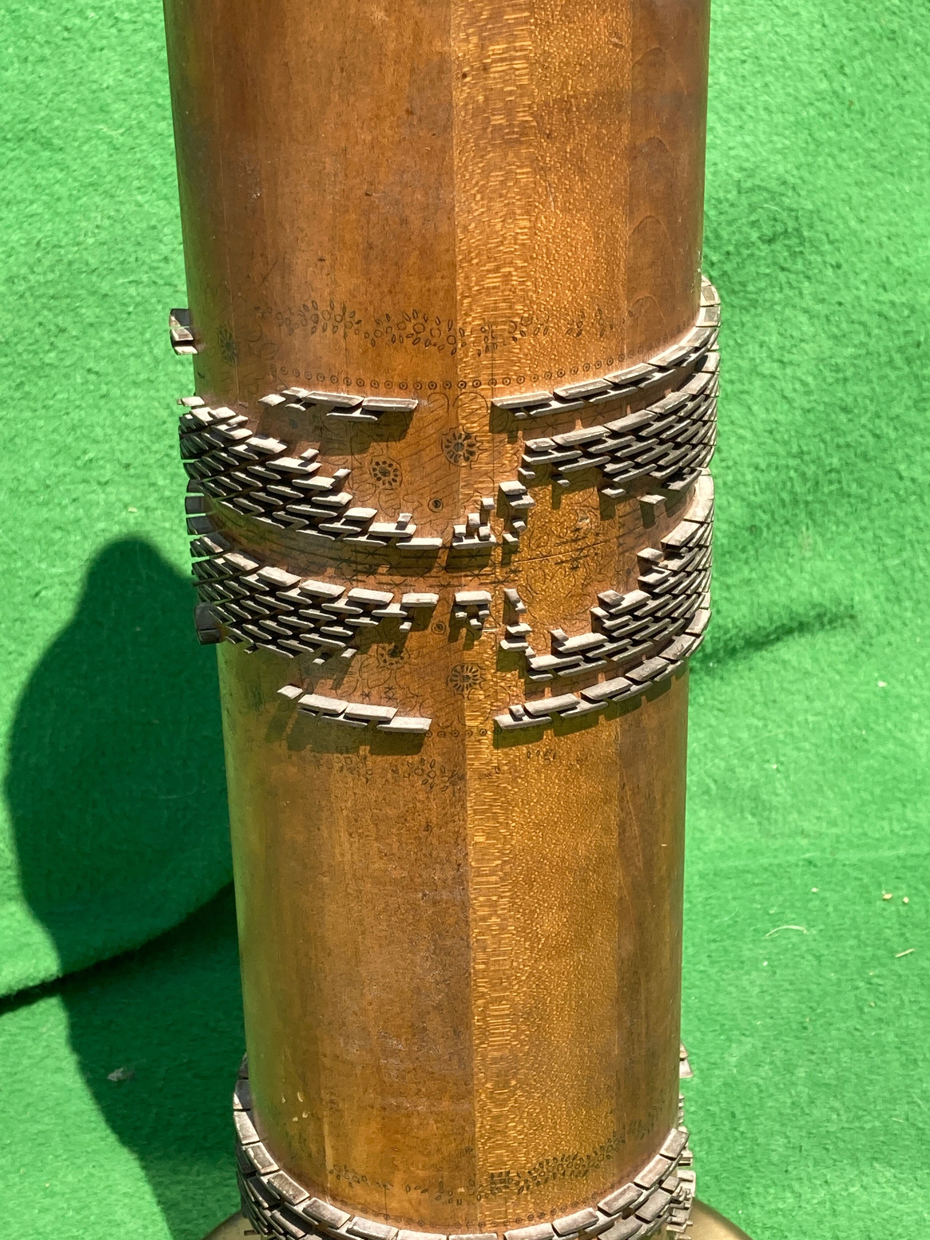 Antique wallpaper print roller lamp