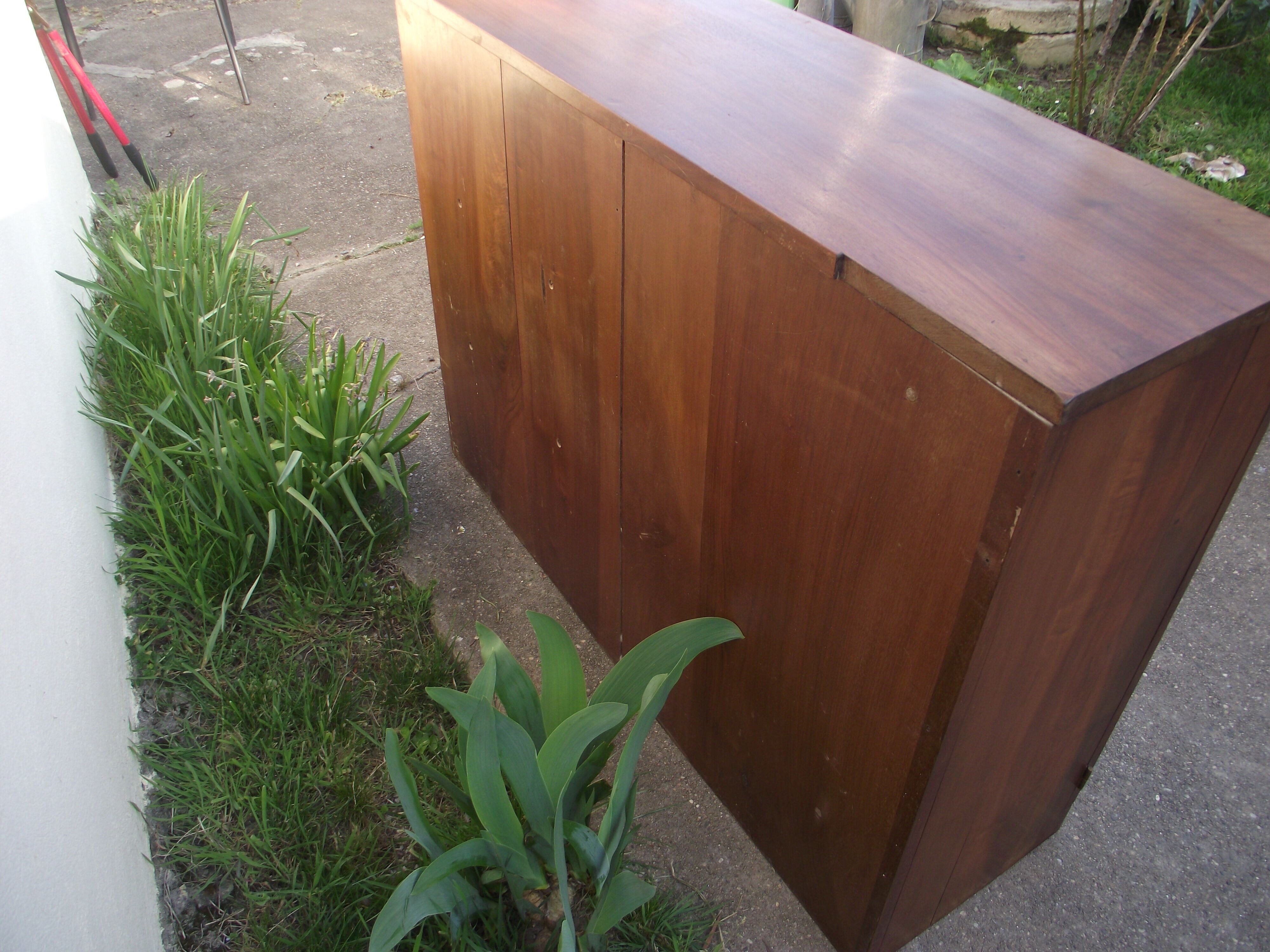 Art deco entrance console