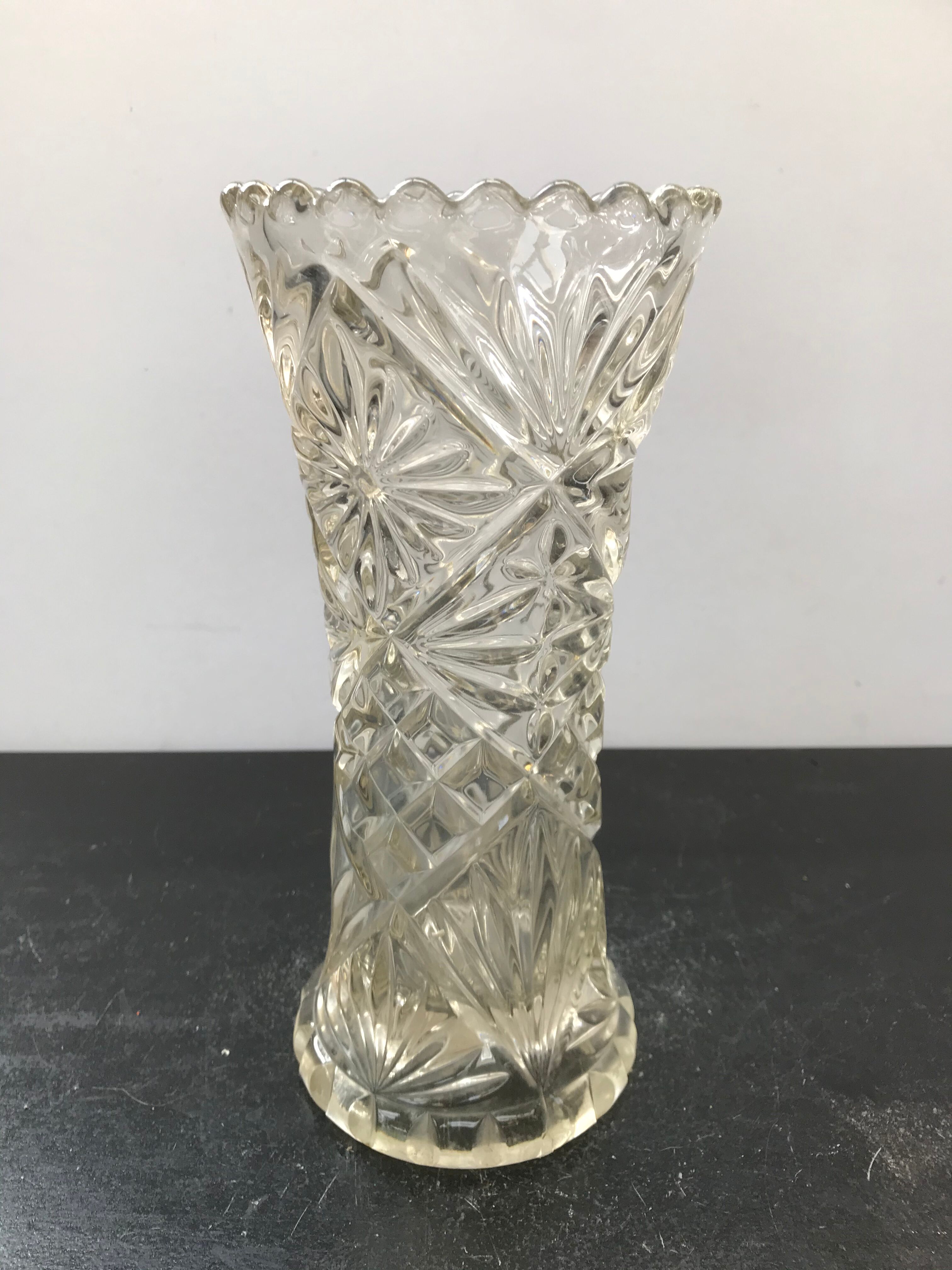 Old vase glass moulded decor vintage stars