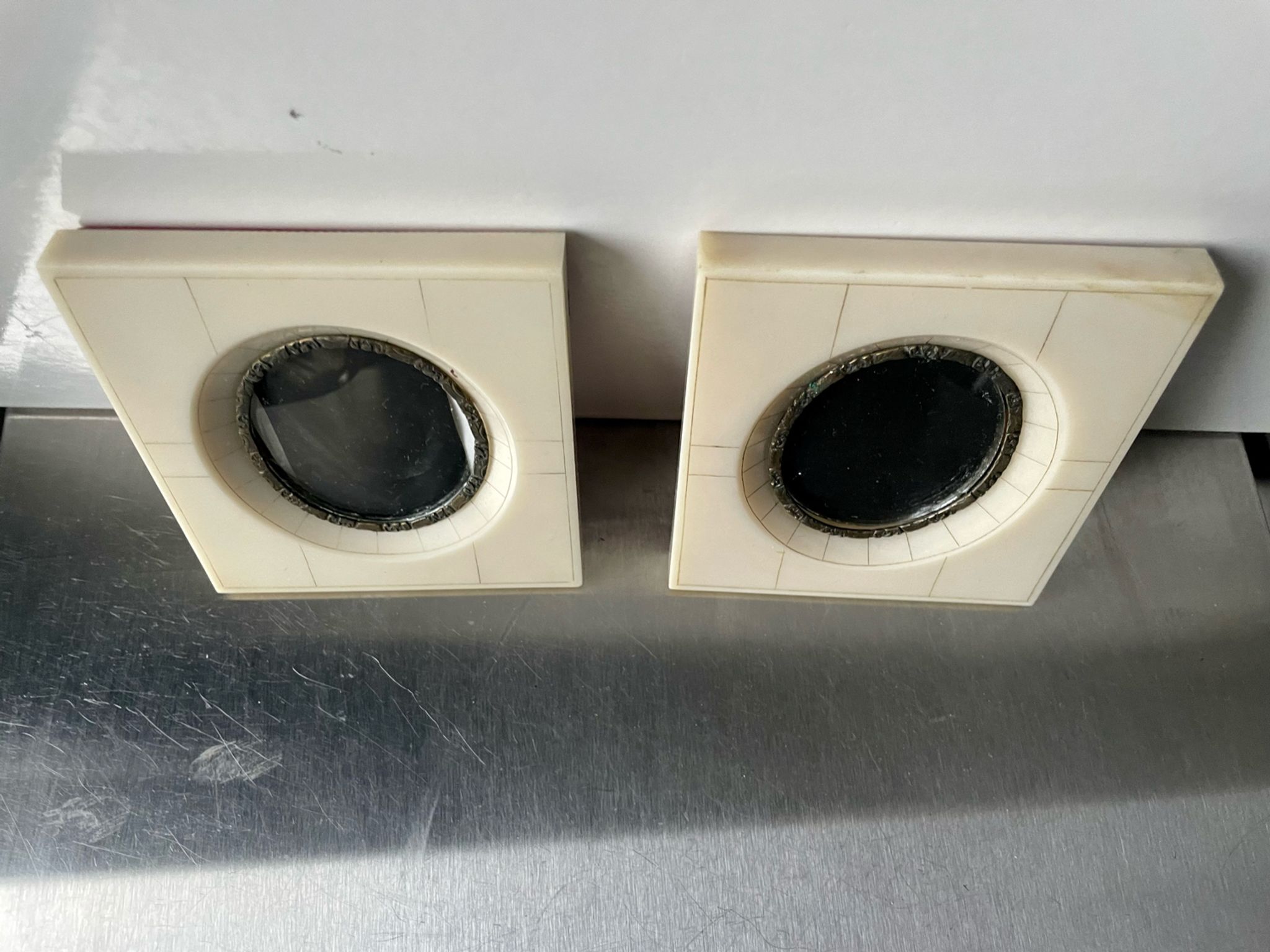 Pair vintage bakelite frames 14.5 cm x 12.5 cm