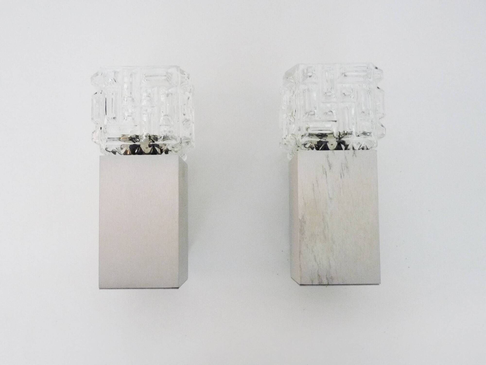 Pair of Space Age Cubist wall lights. Brushed aluminum, 1970s