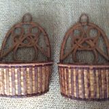 2 baskets to hang on the wall