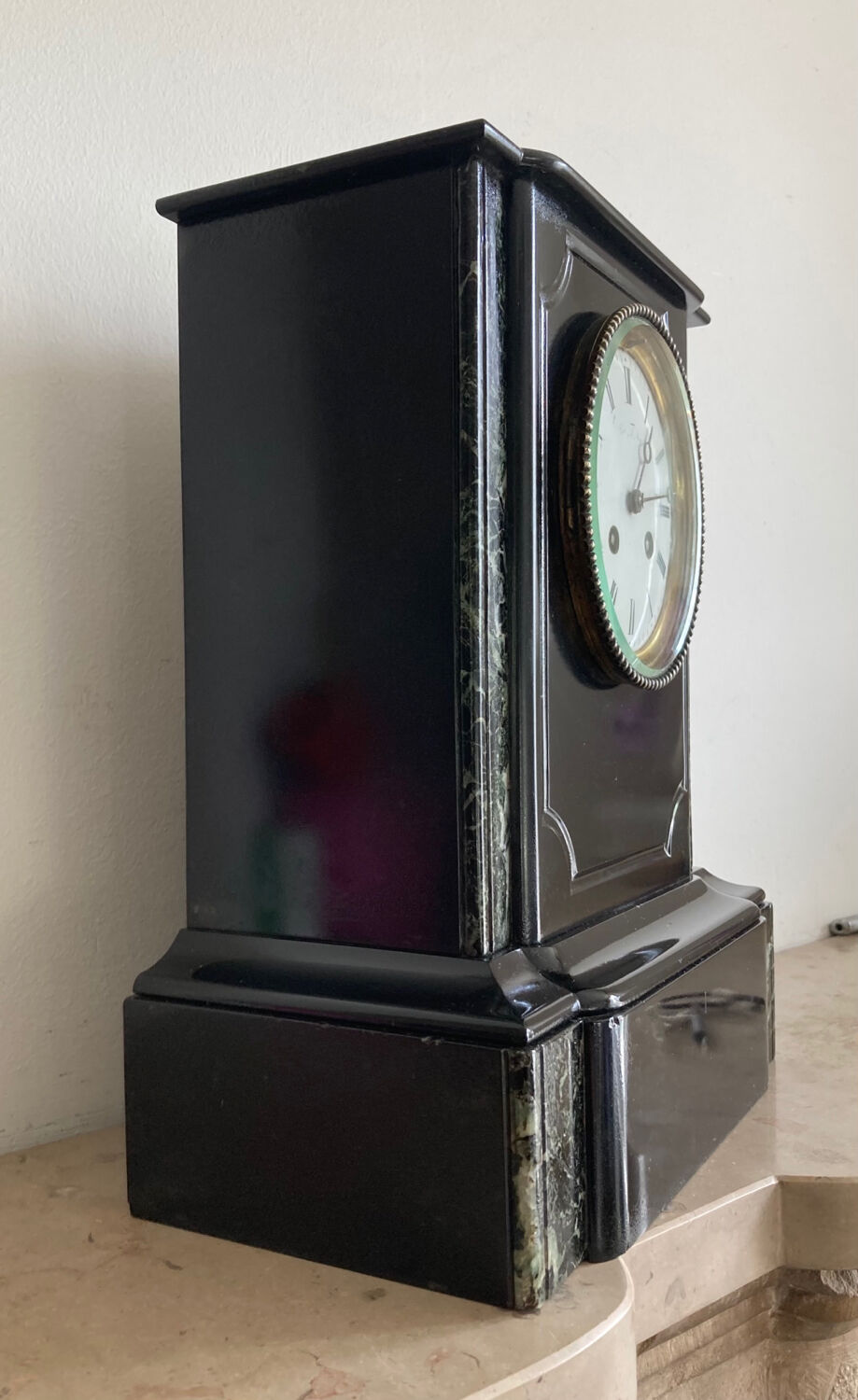 Napoleon III clock in marble and brass nineteenth century