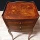 Paire de chevets style Louis XV en marqueterie