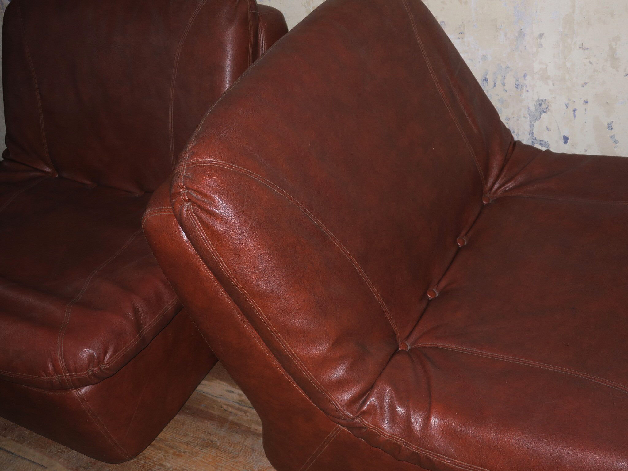 Pair of Mid-Century Leather Modular Lounge Chairs, 1970
