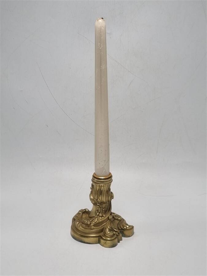 Bronze candle holder